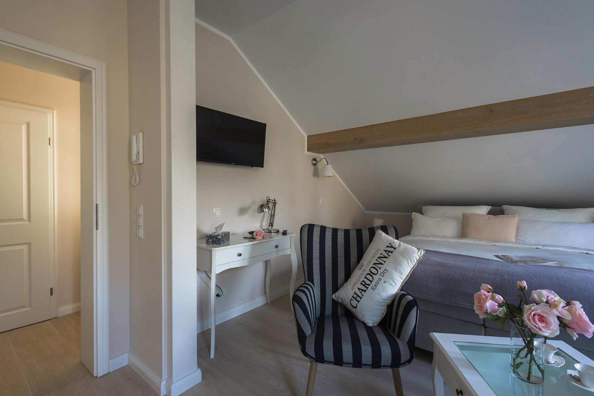 Nostalgie-Nest Mit Boxspringbett Apartment Mayen Exterior foto